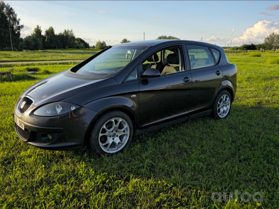 SEAT Toledo 3 generation Hatchback