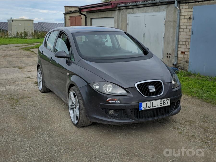 SEAT Toledo 3 generation Hatchback