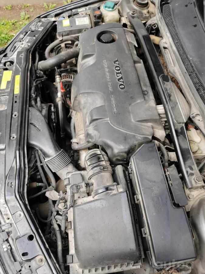 Volvo V70 2 generation wagon