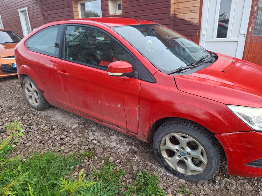 Ford Focus 2 generation [restyling] Hatchback 3-doors