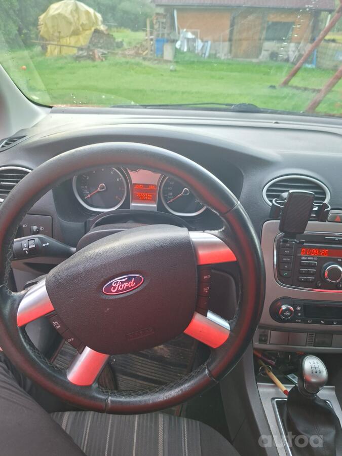 Ford Focus 2 generation [restyling] Hatchback 3-doors