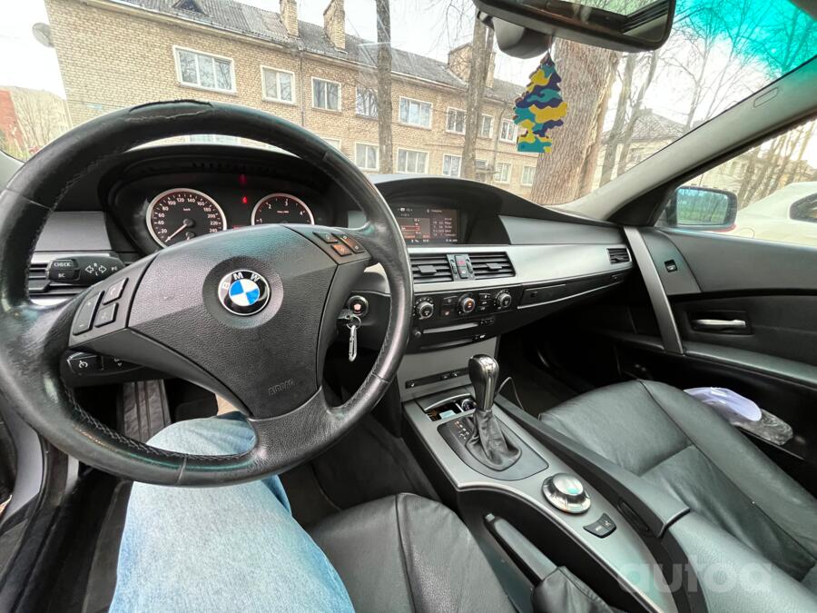 BMW 525 2012