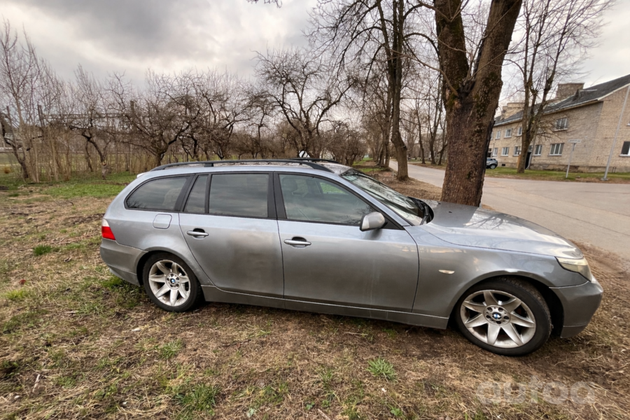 BMW 525 2012