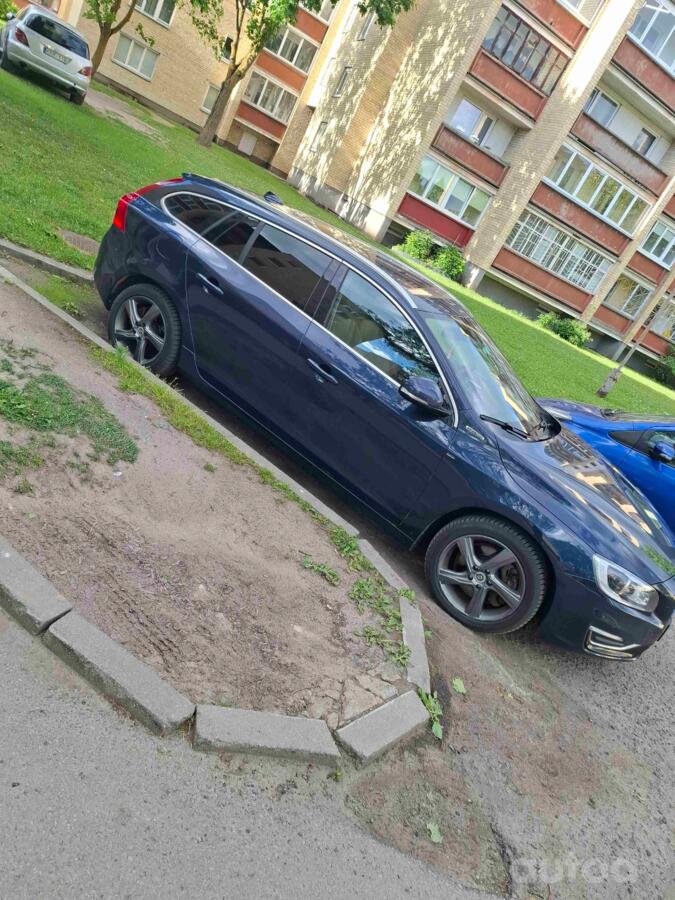 Volvo V60 Cross Country
