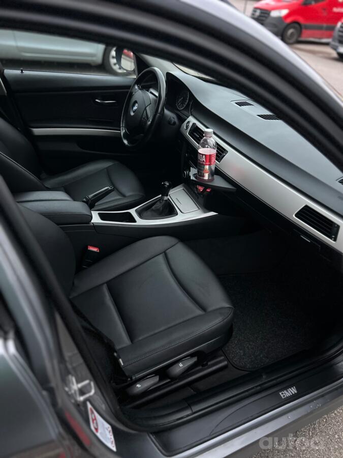 BMW 320 2013