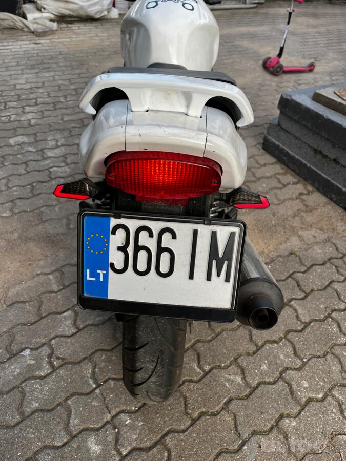 Kawasaki ER 5
