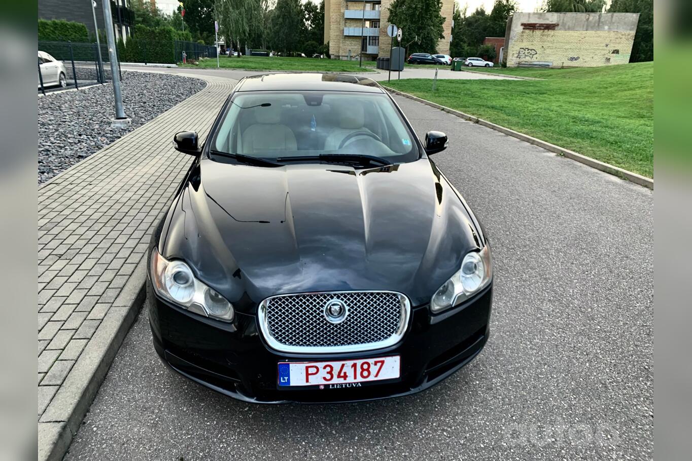 Jaguar XF X250 Sedan 4-doors
