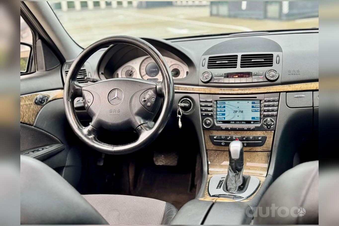 Mercedes-Benz E-Class W211/S211 wagon 5-doors
