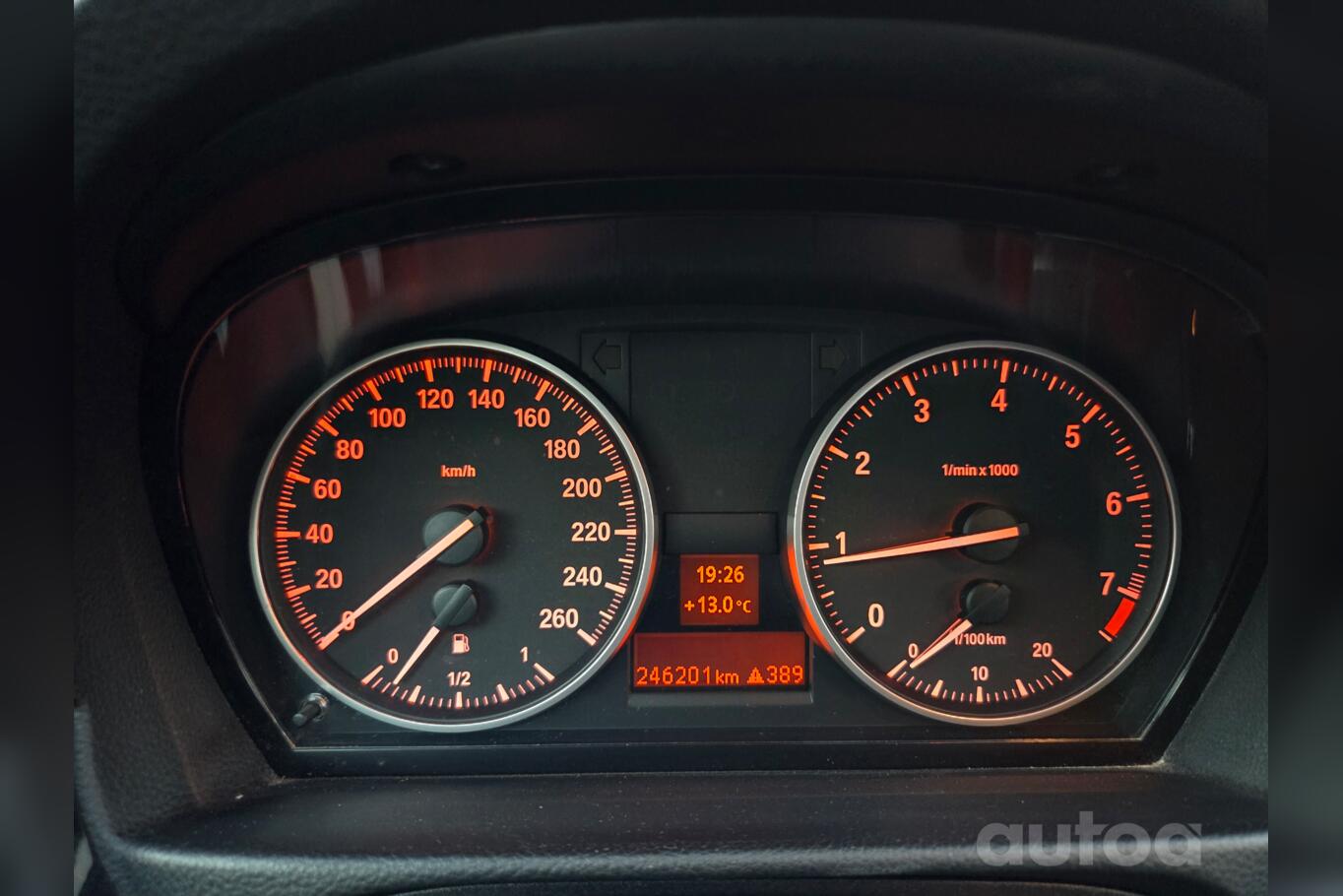 BMW 320 2013