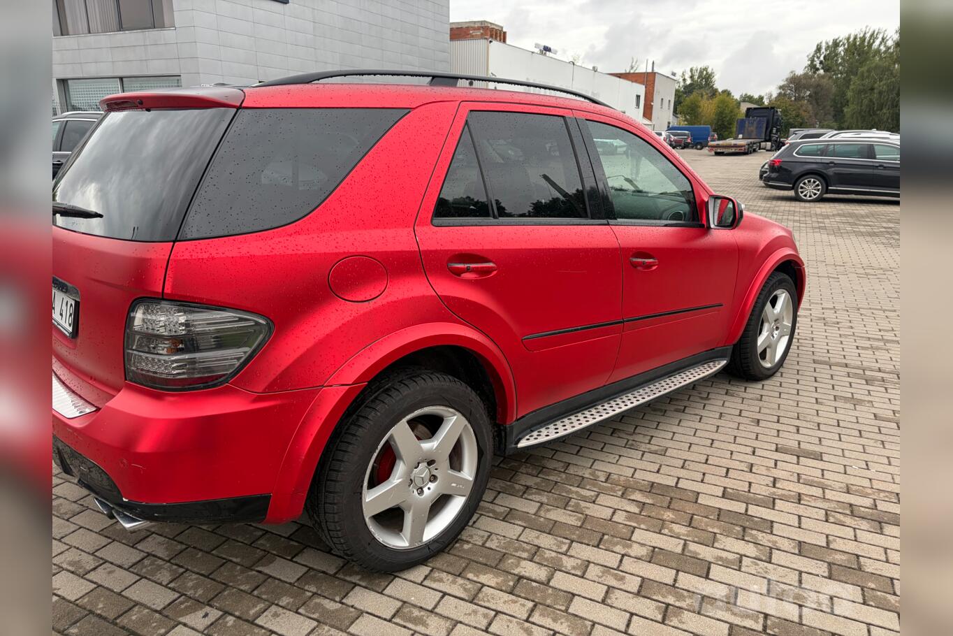 Mercedes-Benz M-Class W164 Crossover 5-doors