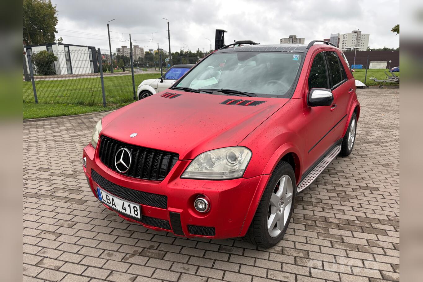 Mercedes-Benz M-Class W164 Crossover 5-doors