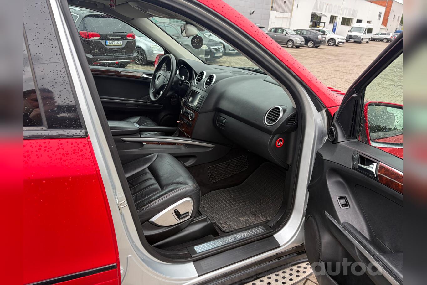 Mercedes-Benz M-Class W164 Crossover 5-doors