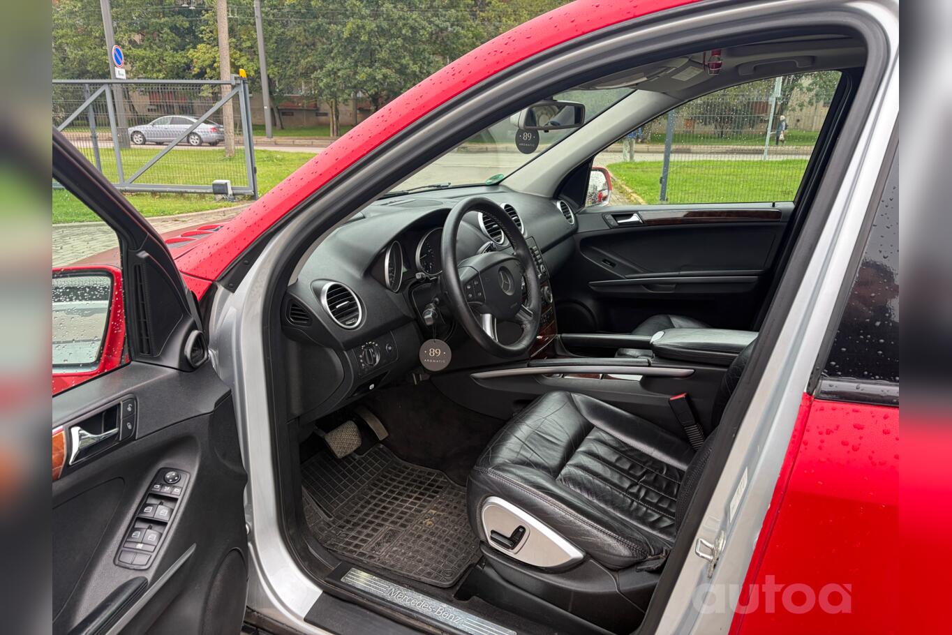 Mercedes-Benz M-Class W164 Crossover 5-doors