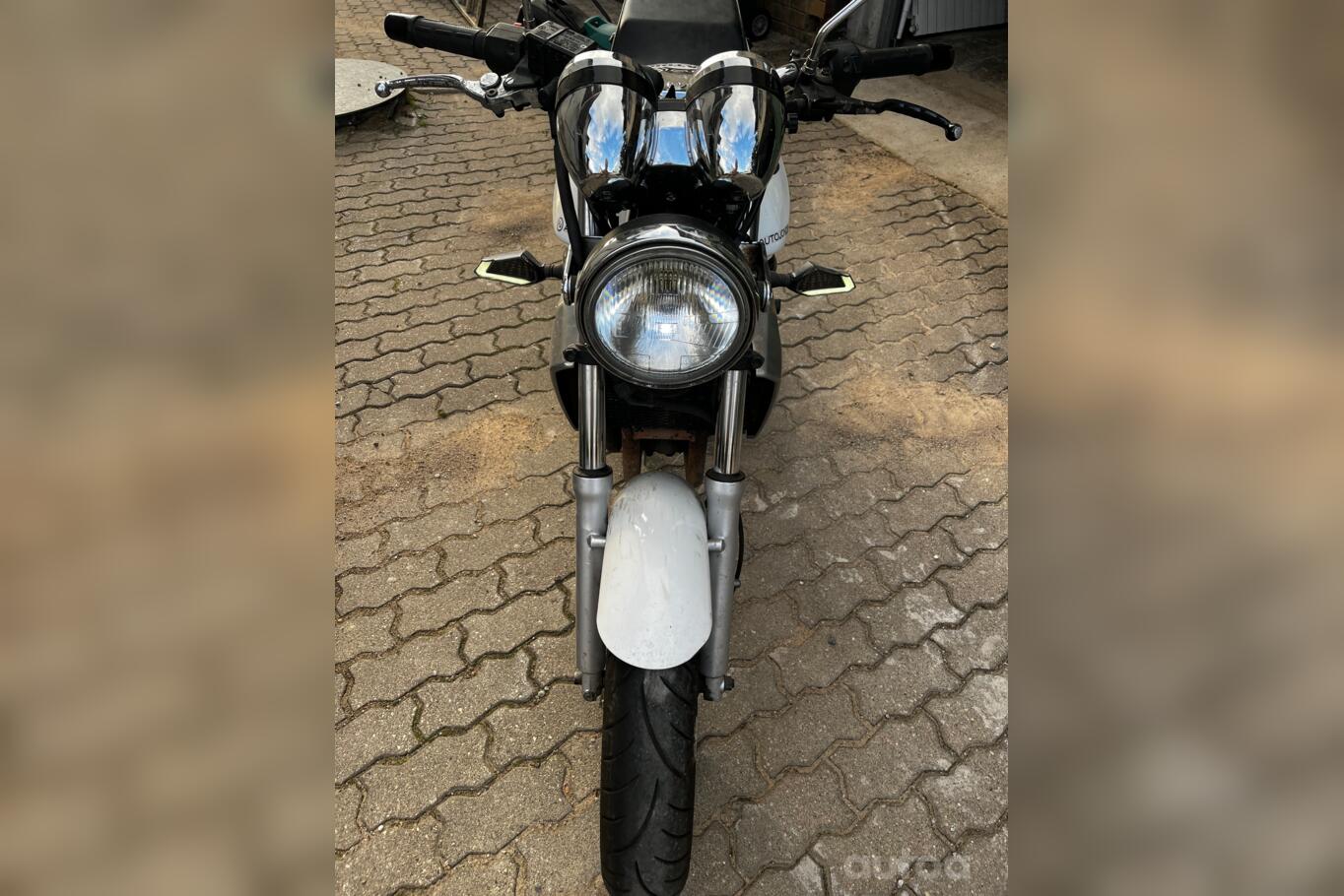 Kawasaki ER 5