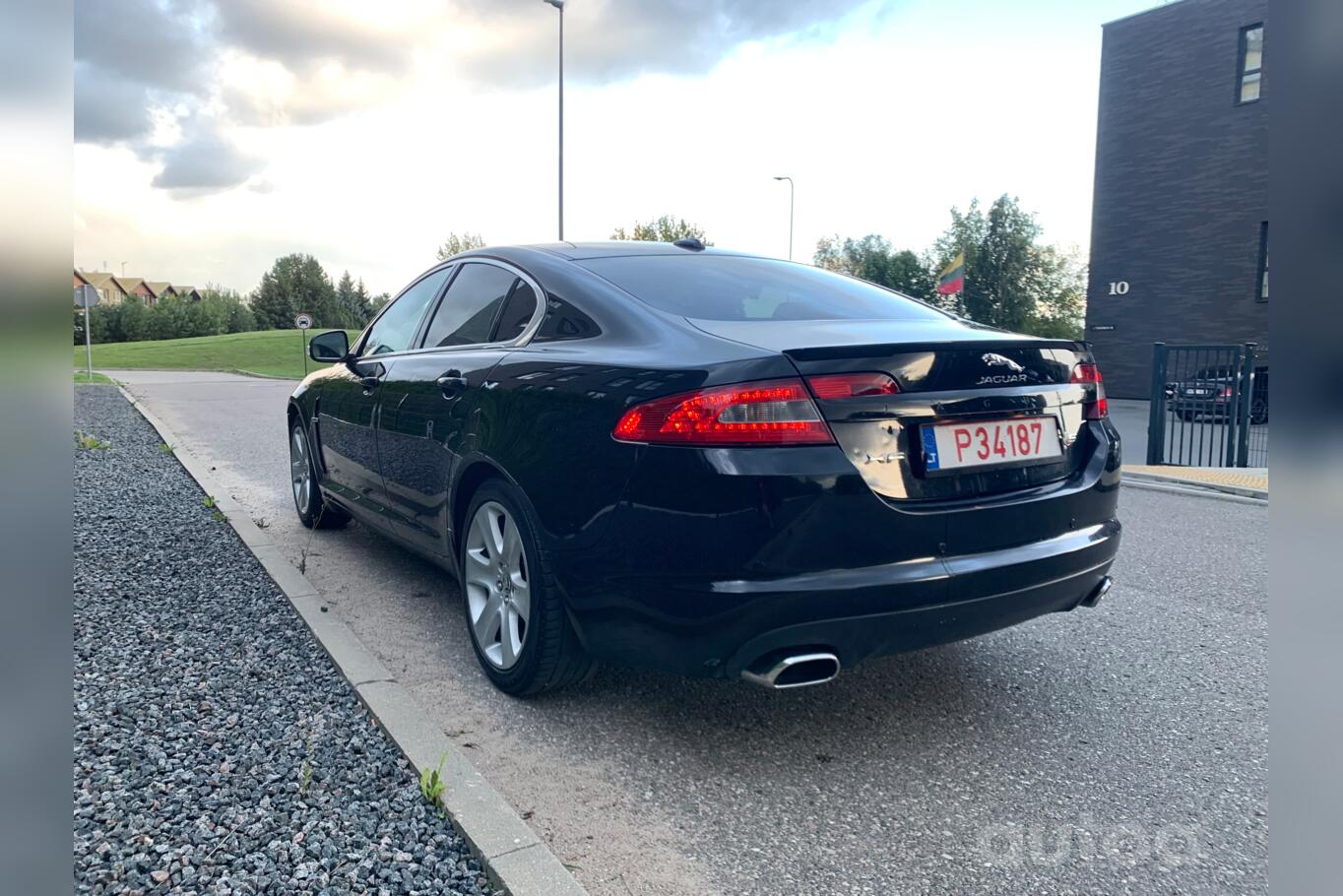 Jaguar XF X250 Sedan 4-doors