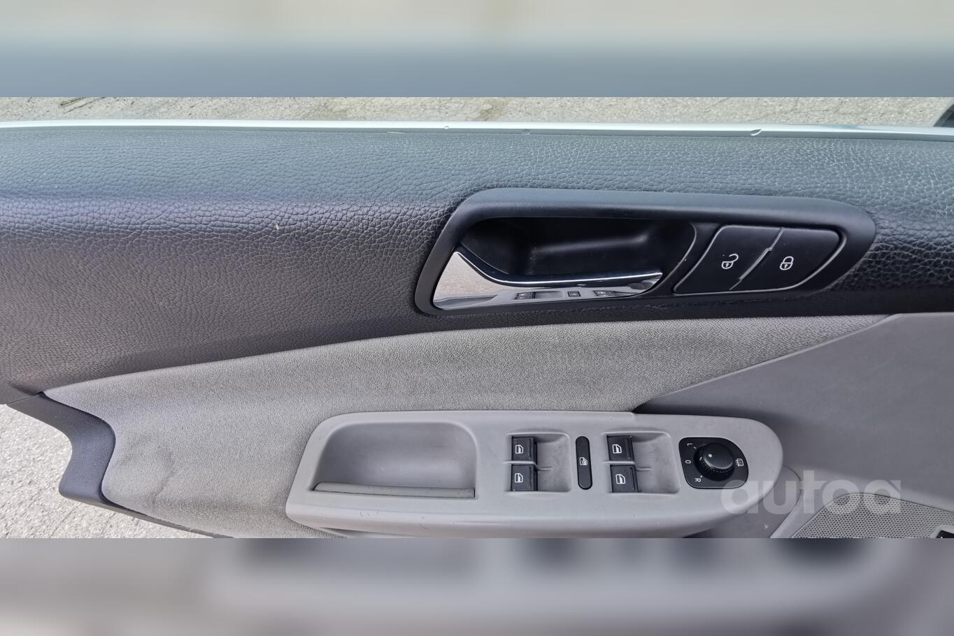 Volkswagen Passat B6 Sedan 4-doors