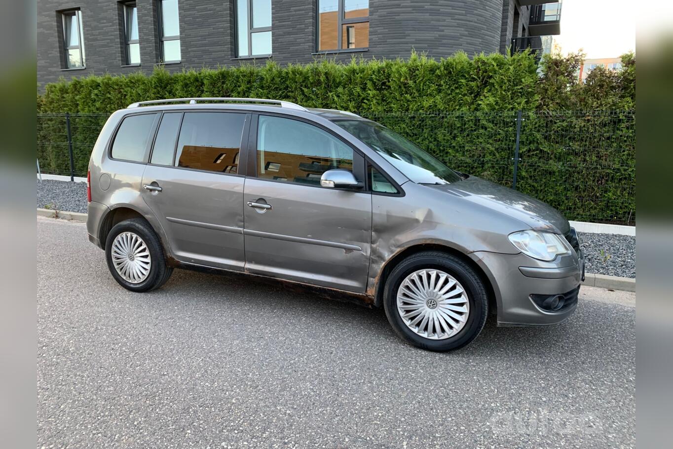 Volkswagen Touran 1 generation [restyling] Minivan 5-doors