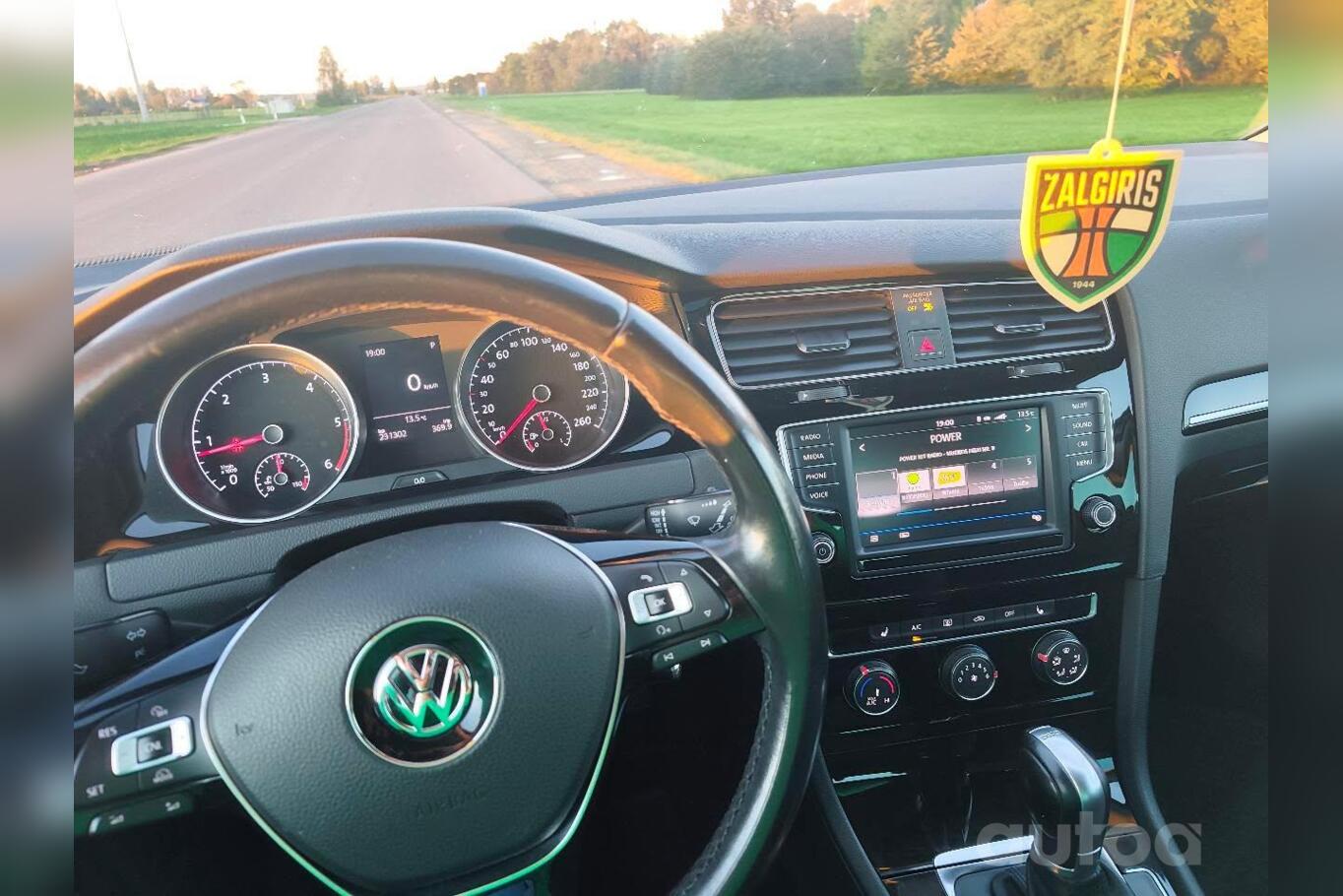 Volkswagen Golf 7 generation Hatchback 5-doors