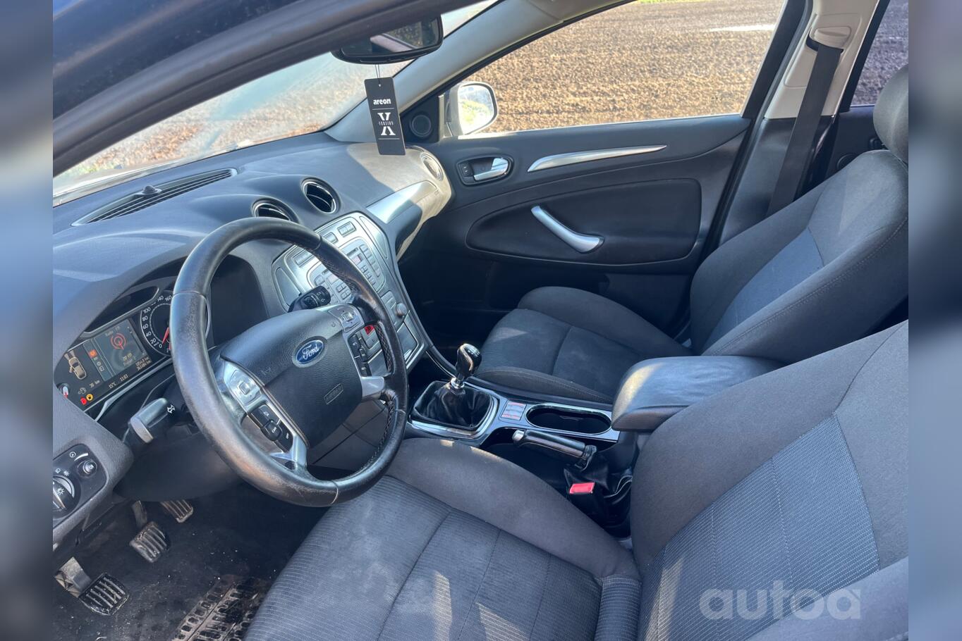 Ford Mondeo 4 generation wagon
