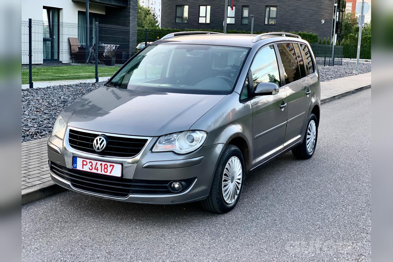 Volkswagen Touran 1 generation [restyling] Minivan 5-doors