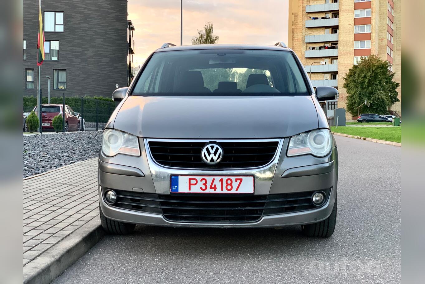 Volkswagen Touran 1 generation [restyling] Minivan 5-doors