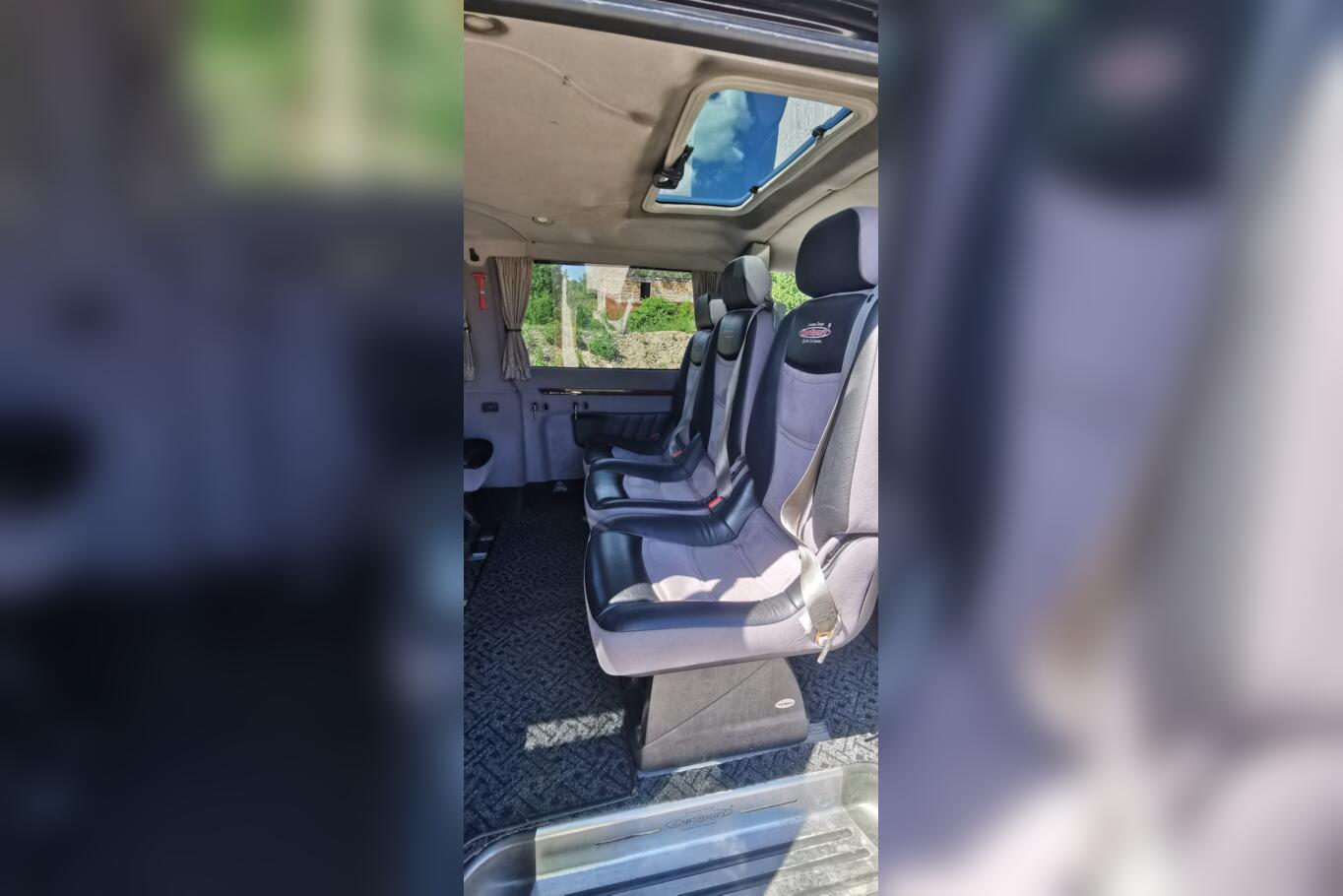 Volkswagen Transporter T5 Minivan 4-doors