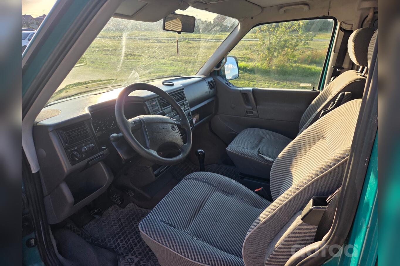 Volkswagen Caravelle T4 Minivan