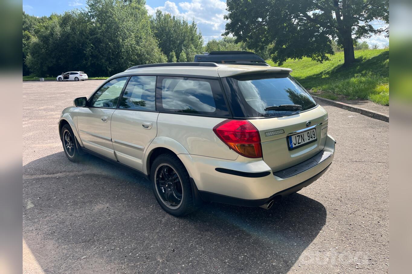 Subaru Outback 3 generation wagon