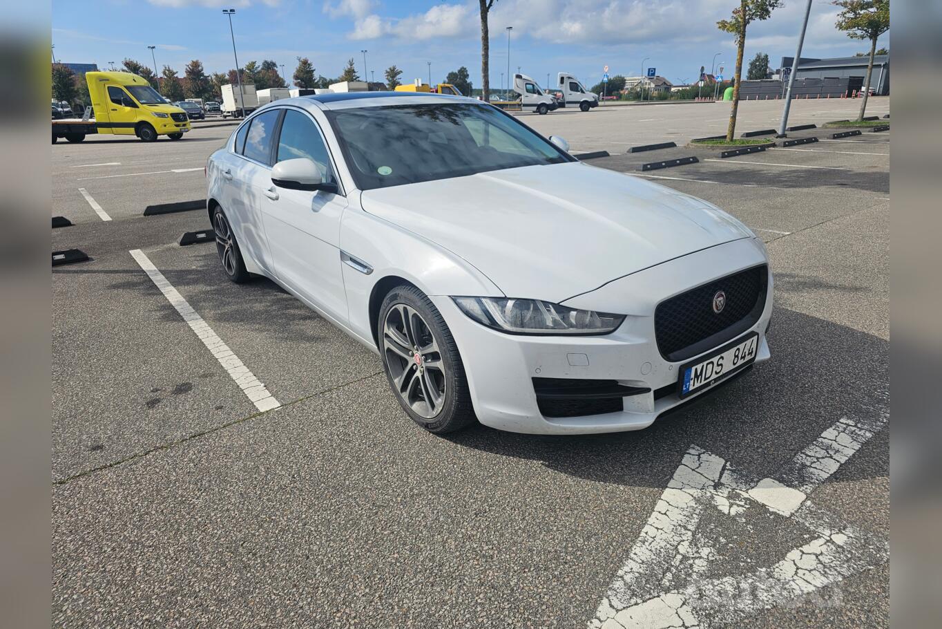Jaguar XE 1 generation