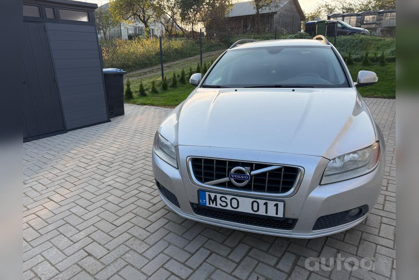Volvo V70 3 generation wagon
