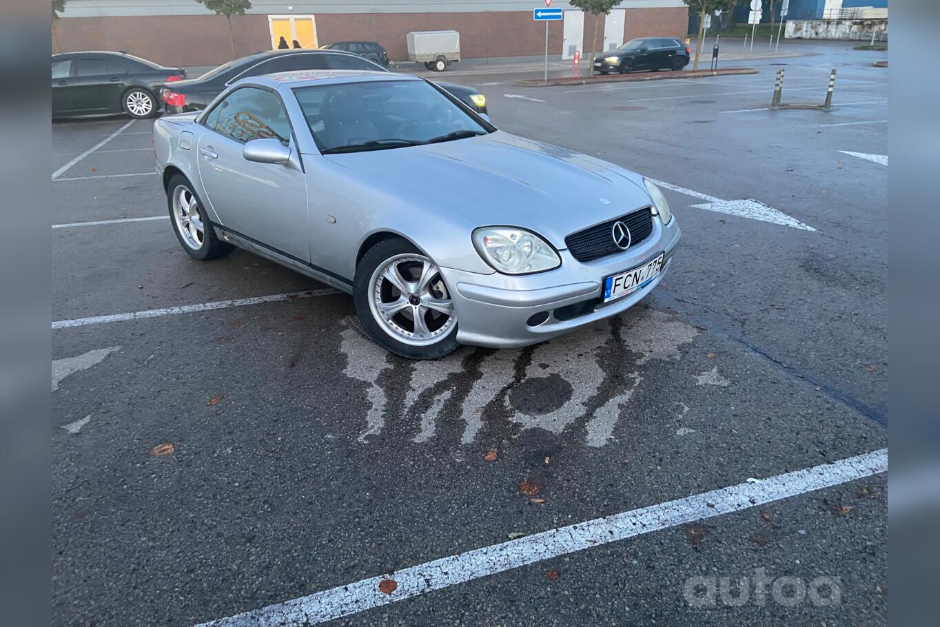 Mercedes-Benz SLK-Class R170 Roadster