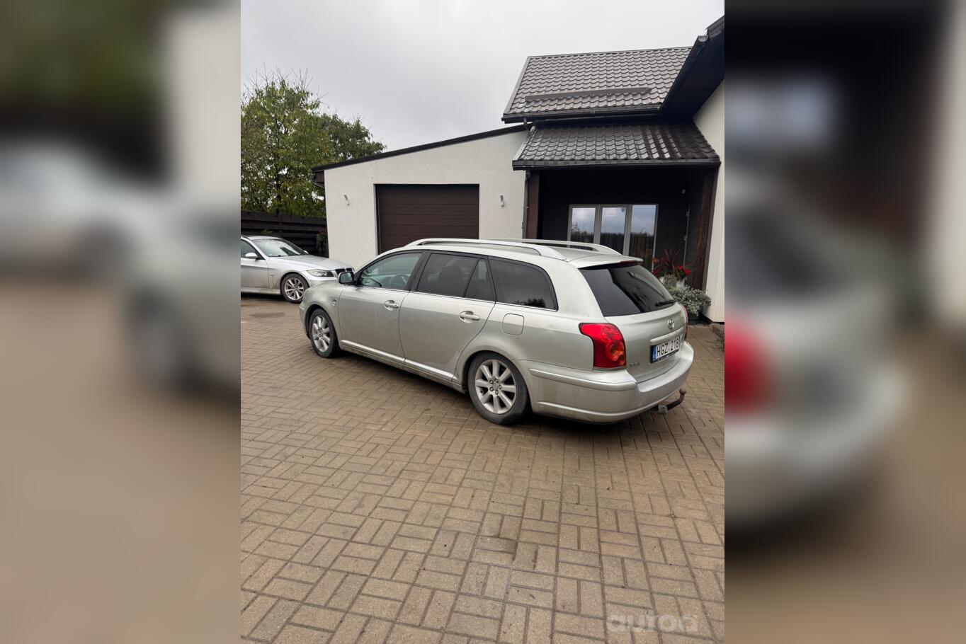 Toyota Avensis 2 generation wagon