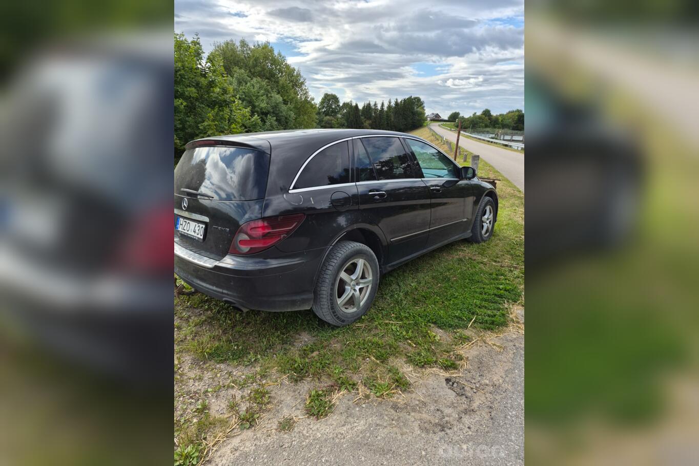 Mercedes-Benz R-Class W251 Minivan
