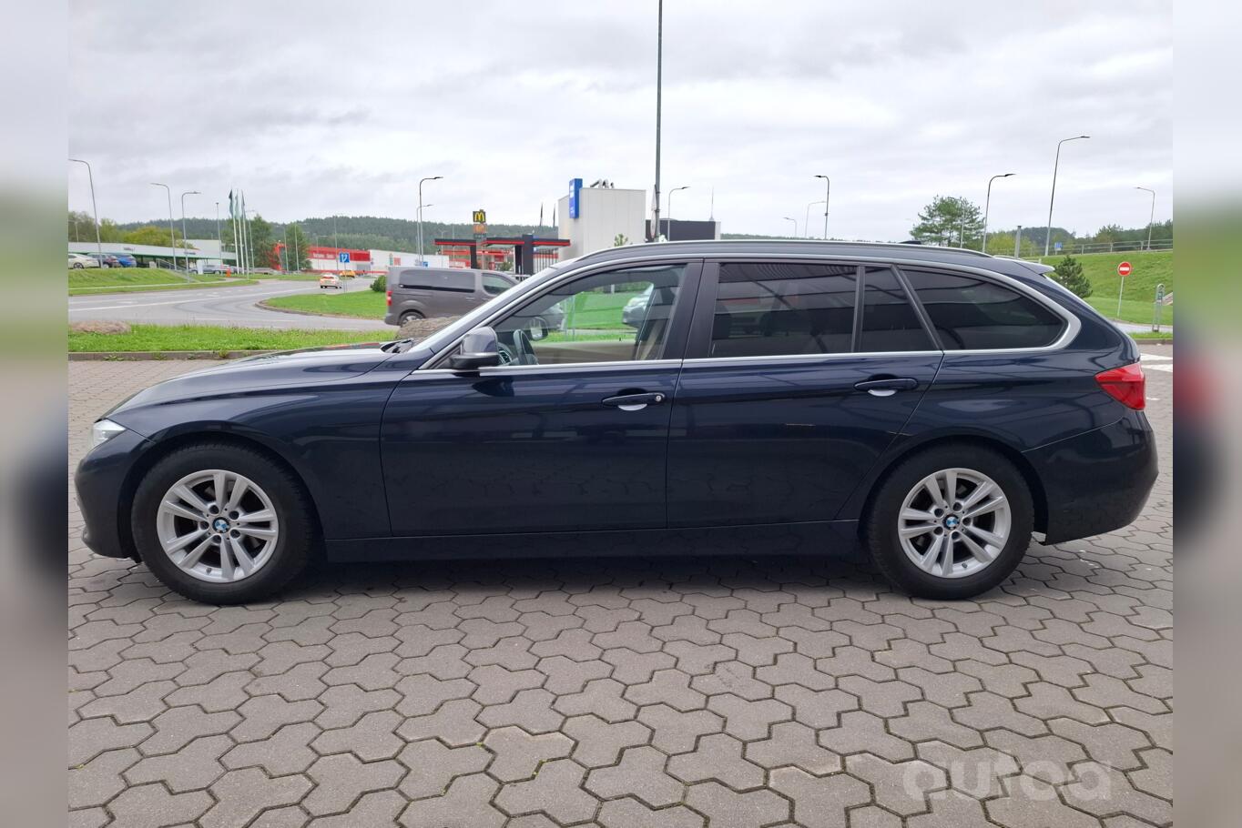BMW 320 2016