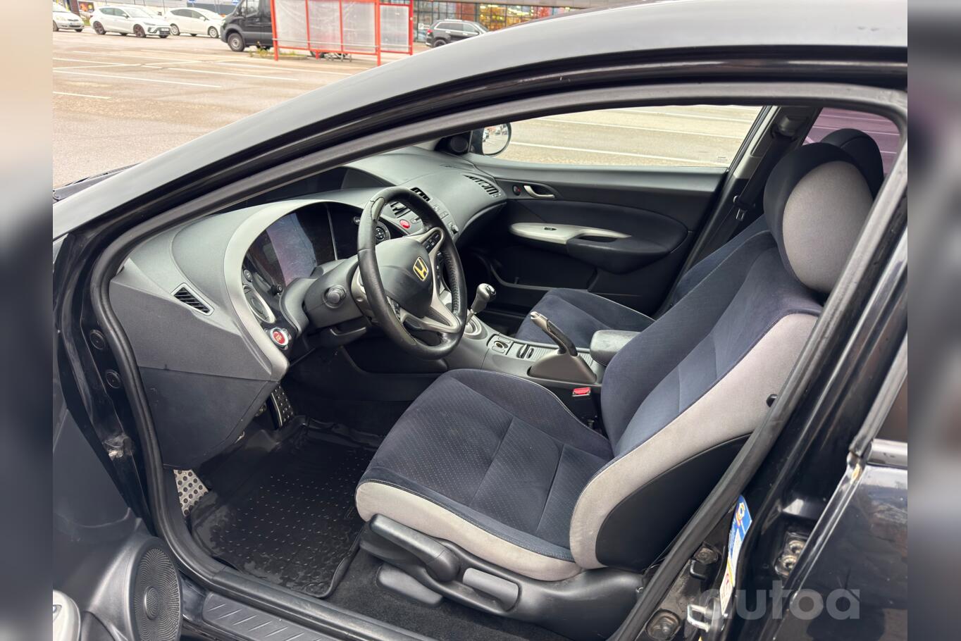 Honda Civic 8 generation Hatchback 5-doors