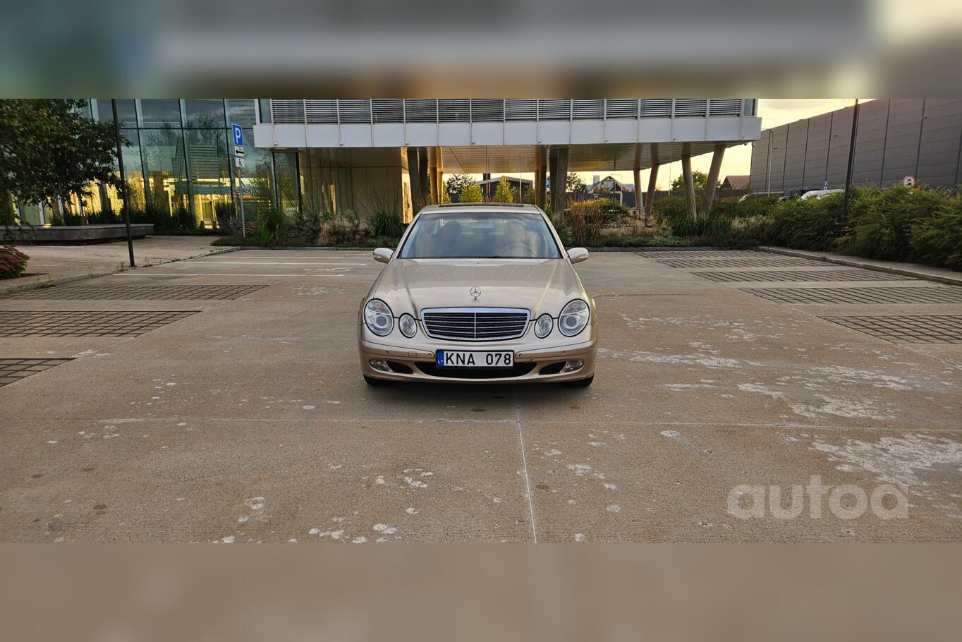 Mercedes-Benz E-Class W211 Sedan