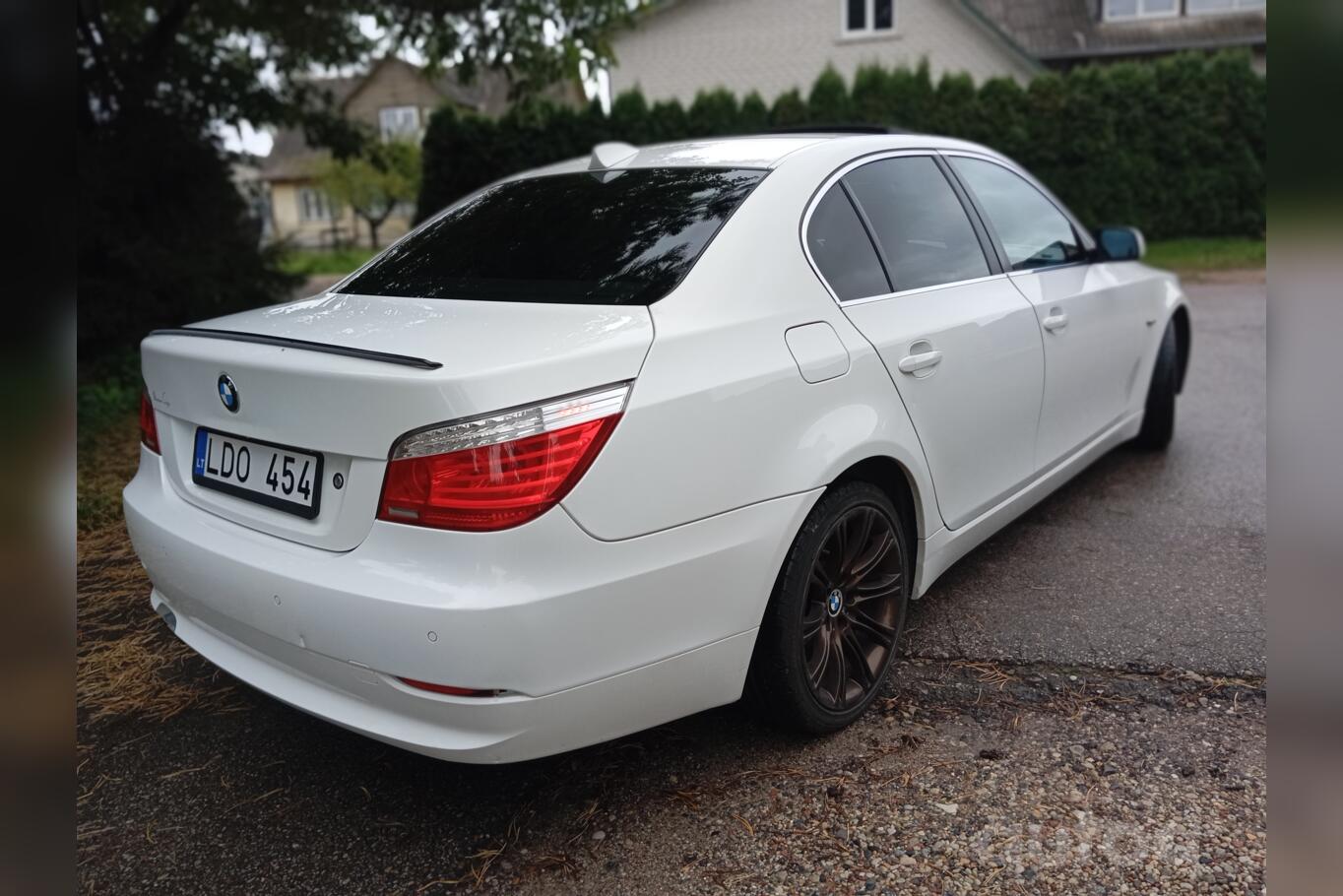 BMW 523 2006