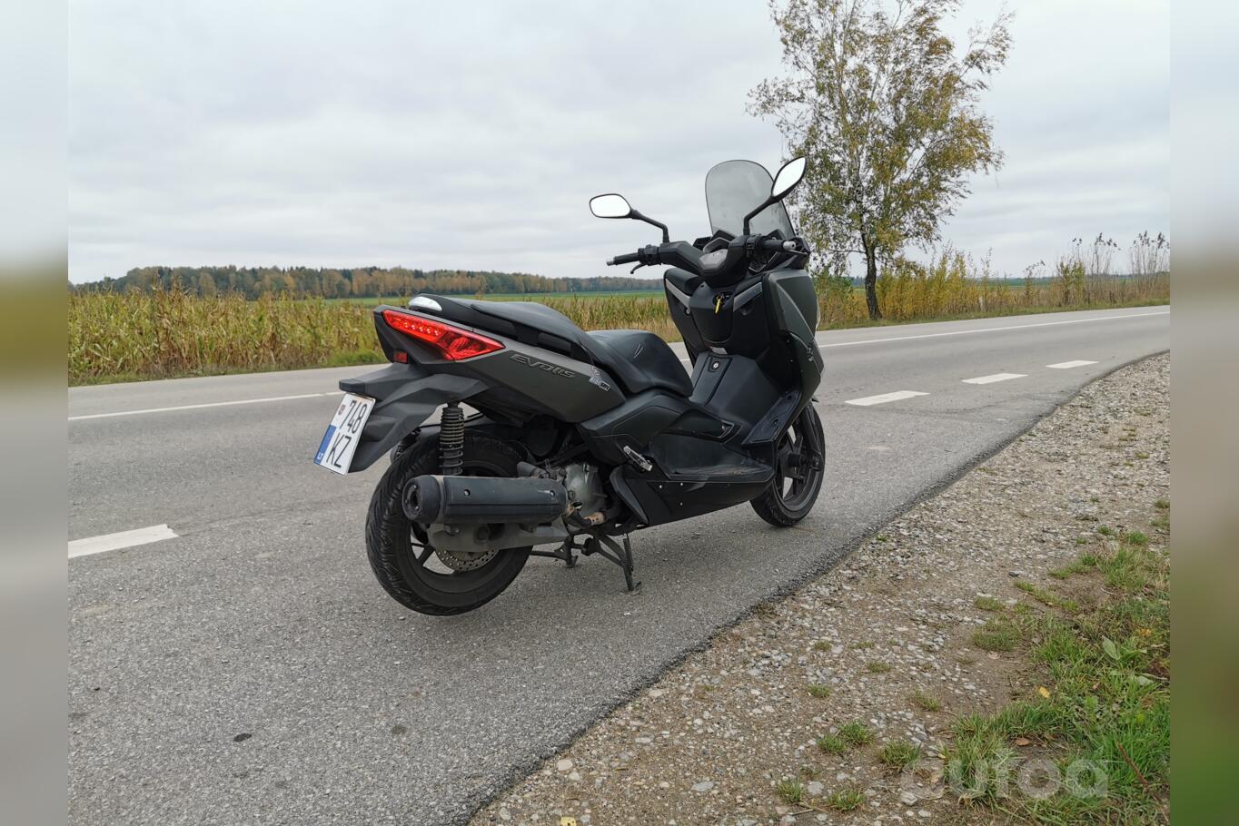 Yamaha X-MAX