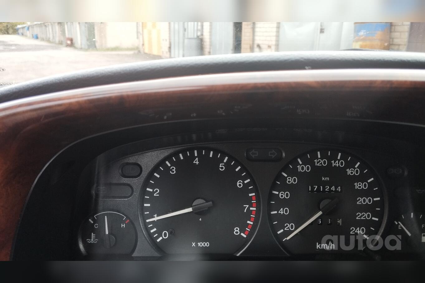 Ford Mondeo 2 generation Sedan