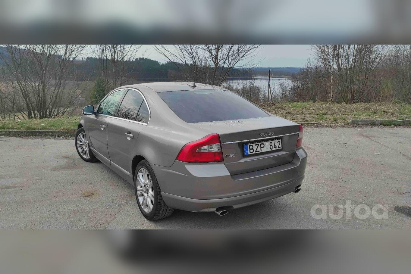 Volvo S80