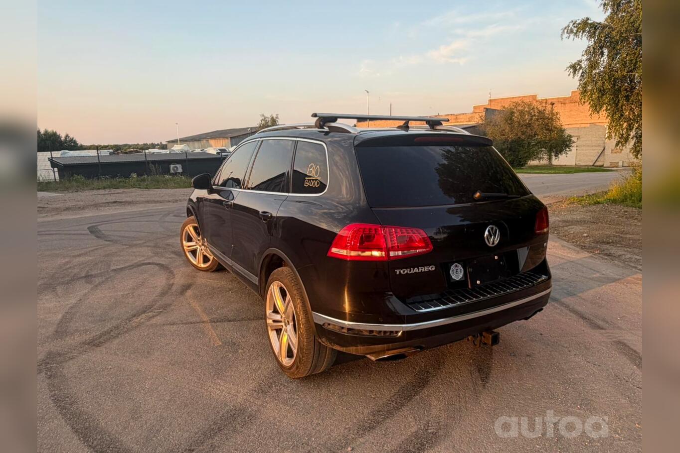 Volkswagen Touareg 2 generation [restyling] Crossover