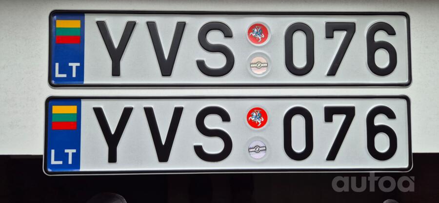 YVS 076