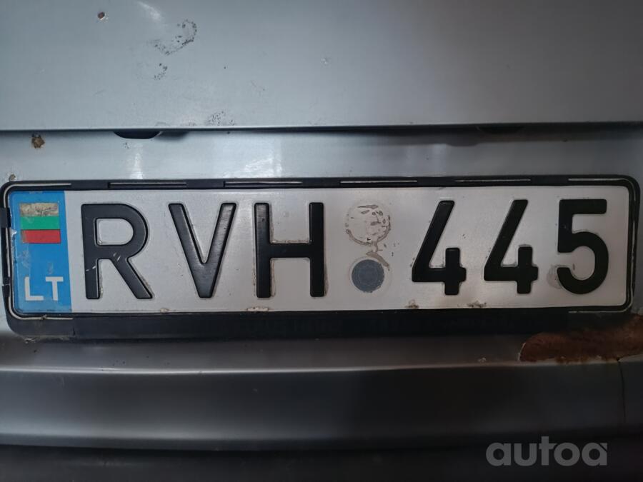 RVH445