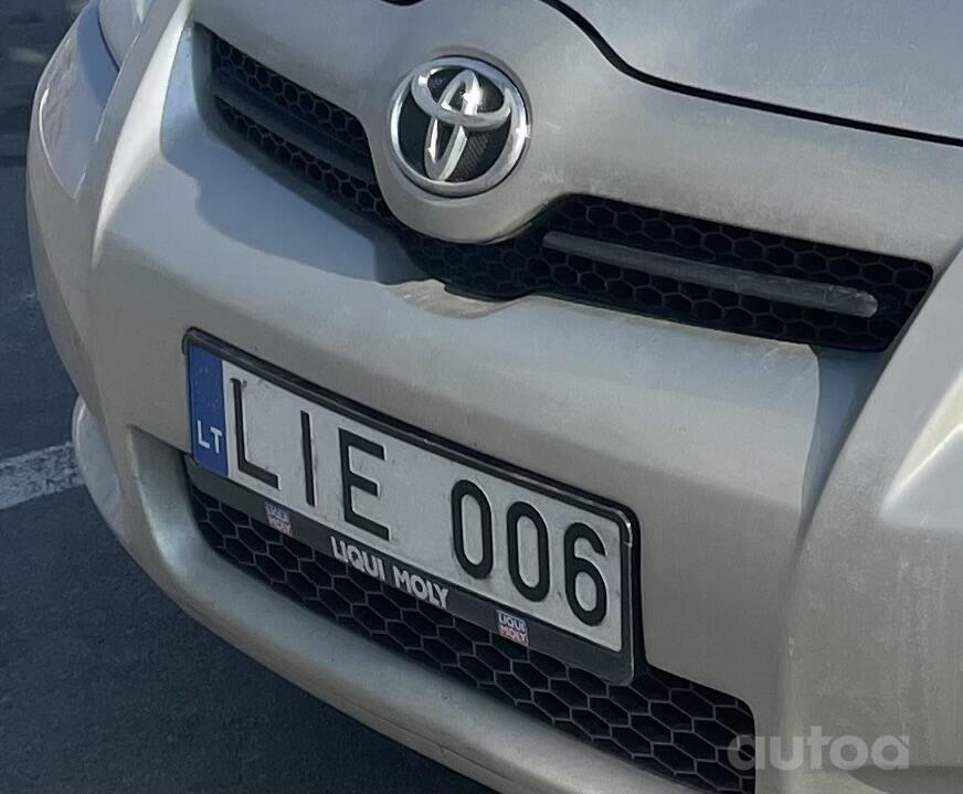 LIE006