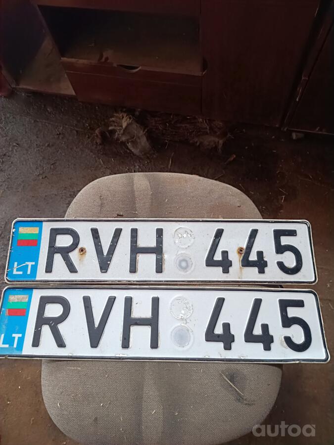 RVH445