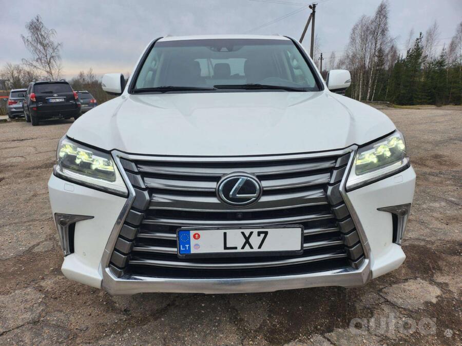 LX7