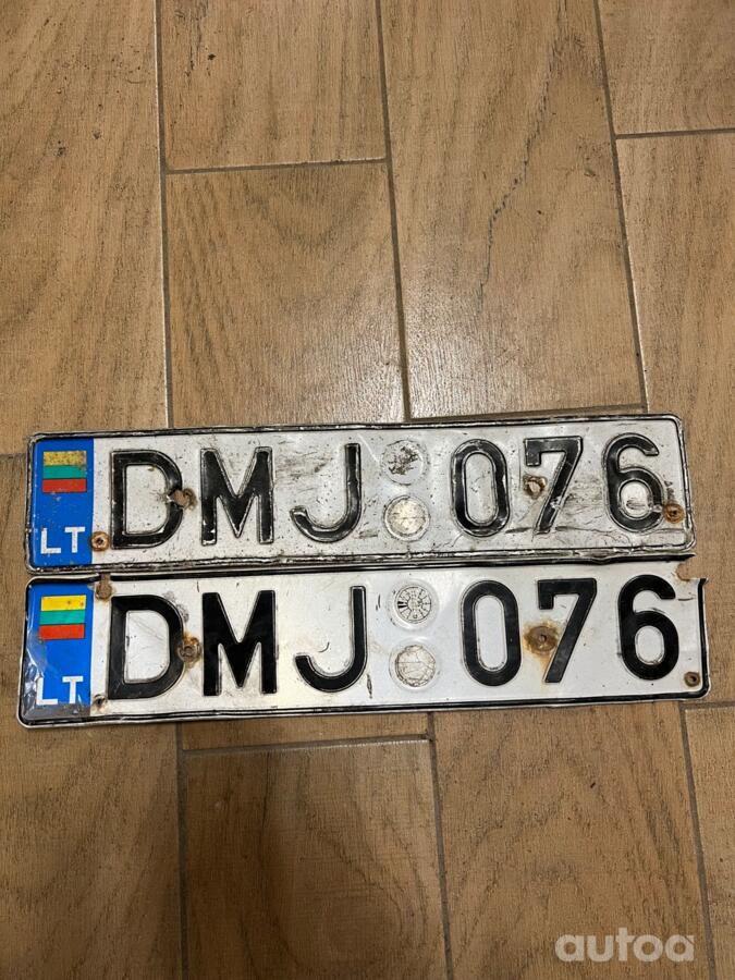 DMJ076