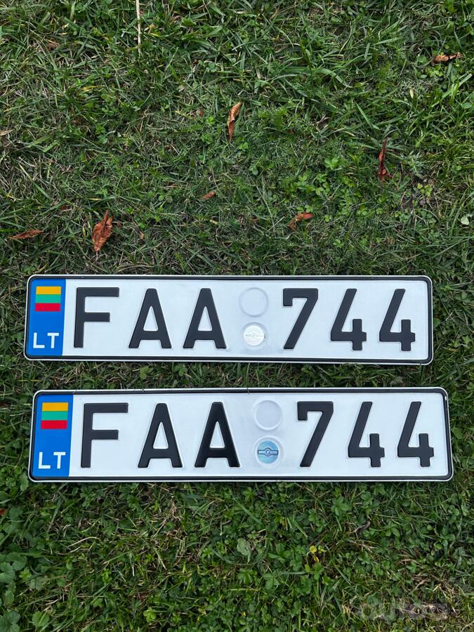 FAA744