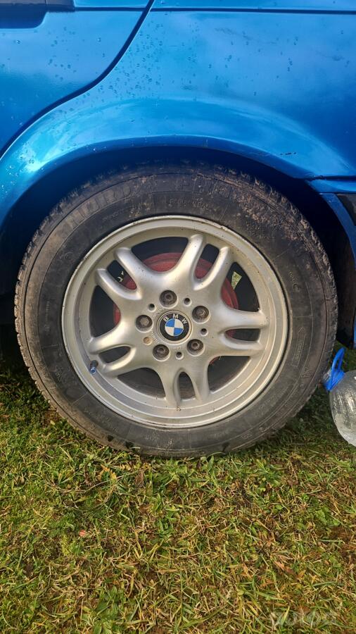 Bmw, valuveljed