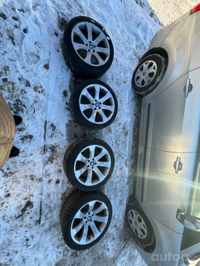 Bmw, valuveljed